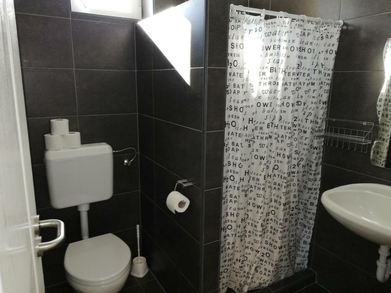 Apartman 25 Σόπρον Εξωτερικό φωτογραφία